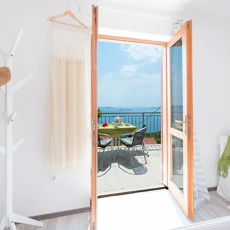 Apartment Golden View