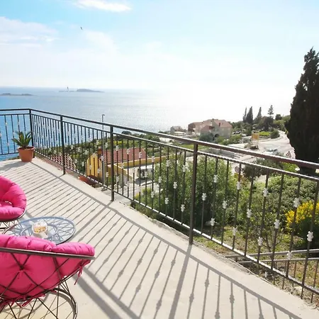 Golden View Apartmán